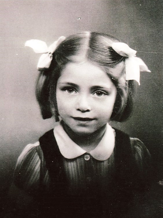 Renée Lyszka Lisse as a little girl