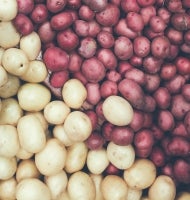 White and red potatoes