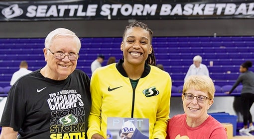 Pitt Magazine makes its WNBA debut with the help of Seattle Storm guard (and former Pitt basketball player) Shavonte Zellous CGS ’08 and superfans Stewart and Amy Ridgeway CGS ’80.